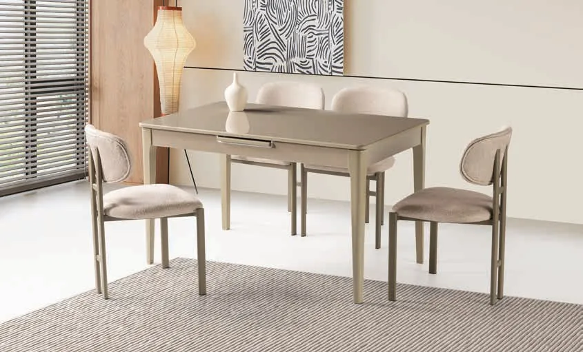 Paris açılır masa takımı — cappucino highgloss tabla ve Milano sandalyeler